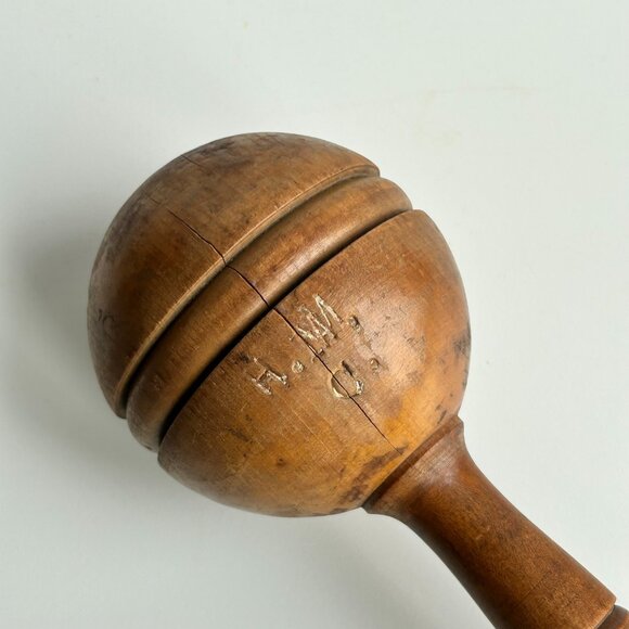 Pair of Vintage Wooden Dumbbells - Picture 5 of 10